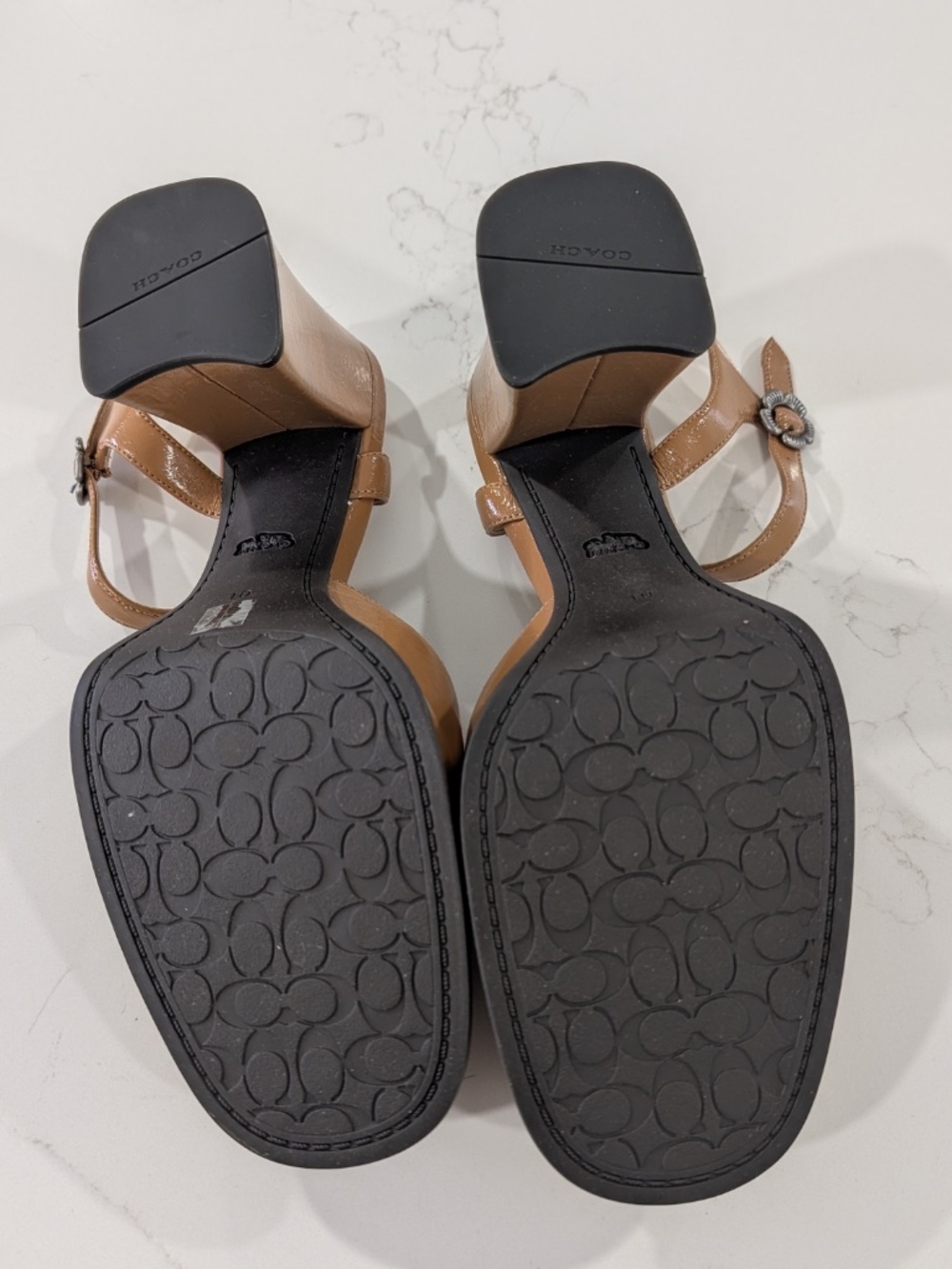 COACH Tea Rose Platform Pumps Size 10 Brown Glazed Leather Flower Buckle NWOB - Picture 5 of 14